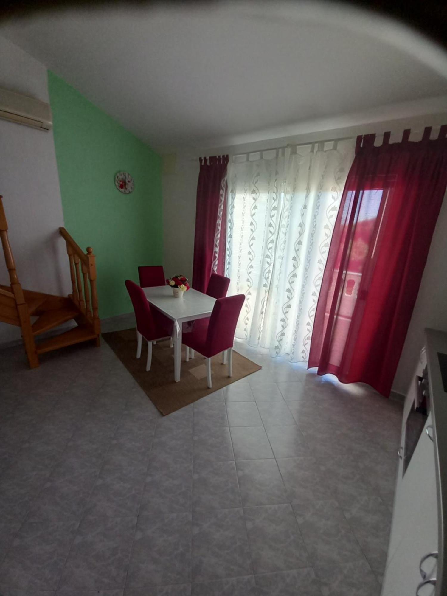 Apartments Makaus Kampor Εξωτερικό φωτογραφία
